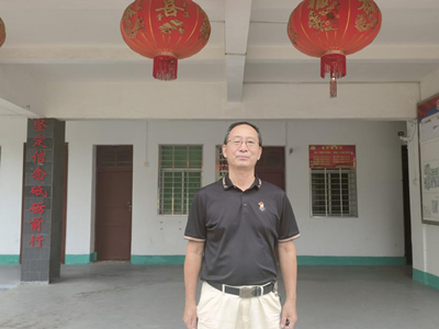 张精忠.png