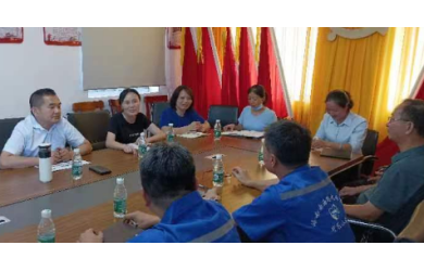 集团公司党委委员、总会计师吴海星在修造船公司召开银企直联专项工作会议