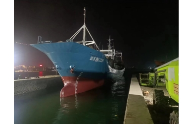 三年磨一剑海南海洋修造船厂成功为一艘特型渔船“换肤”