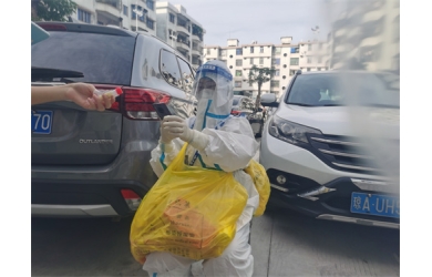 抗疫日记】海南萌妹：幸好带有翻译官