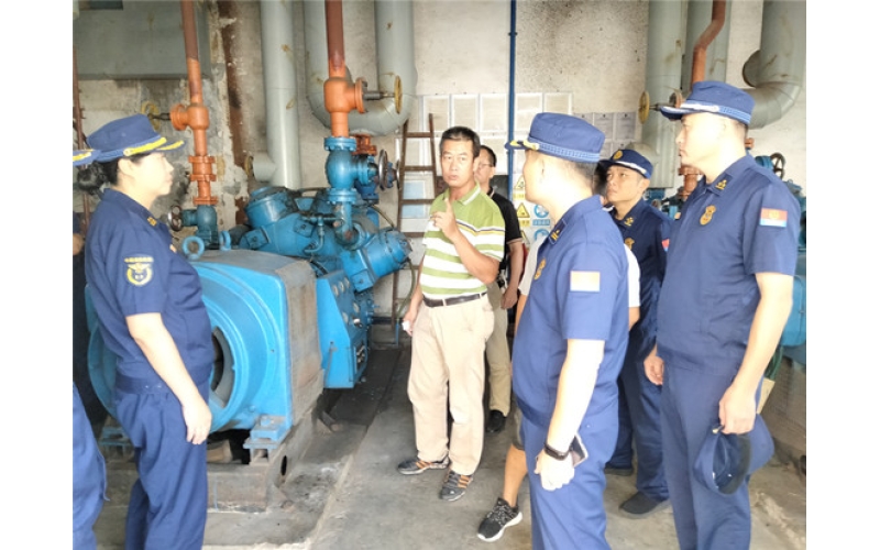 落实安全责任，确保消防安全 ——儋州市消防支队一行对涉氨冷冻厂进行消防安全检查