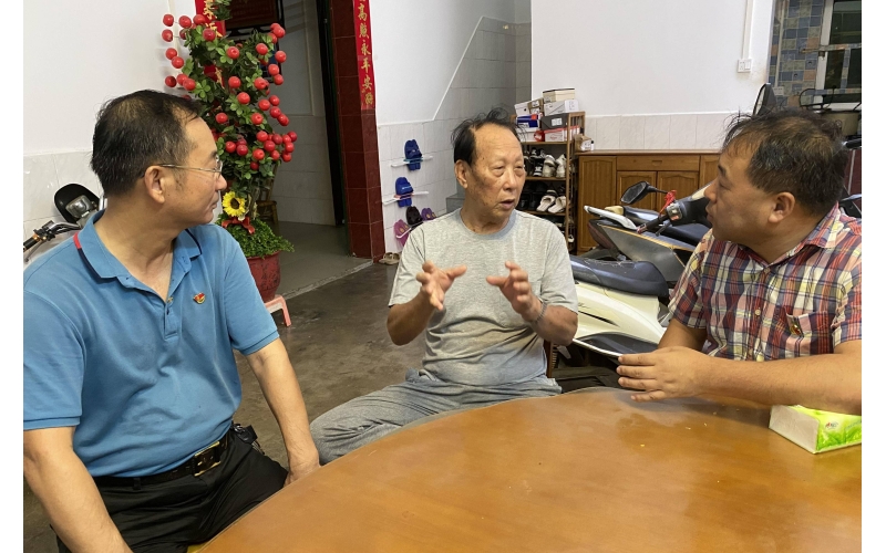海渔集团组织“七一”走访慰问活动