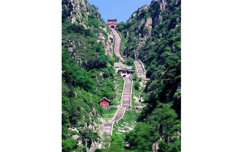 《远方孤旅》  诗10首  作者：张峰