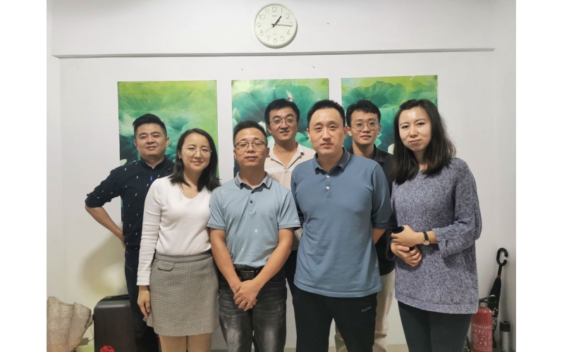 《重逢》散文诗  作者：张峰 