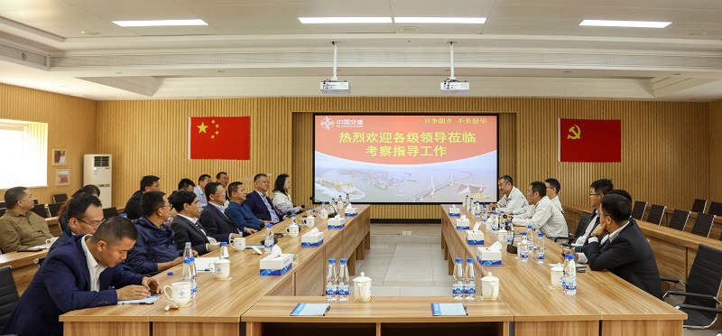 座谈会现场.jpg