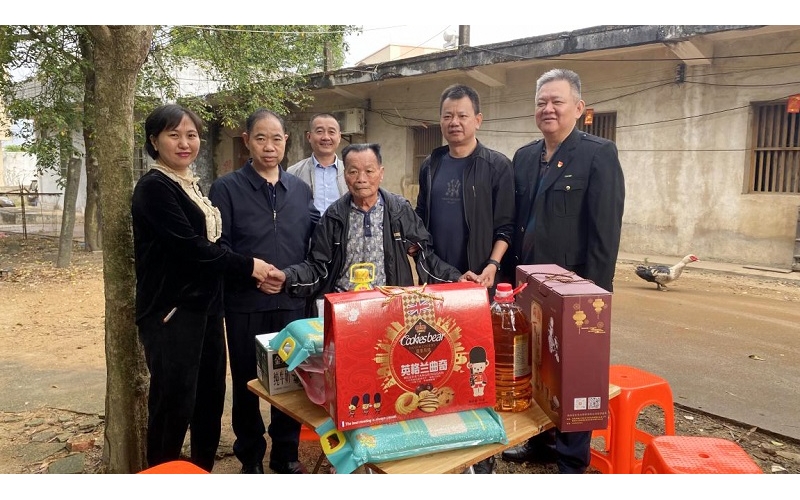 请上传图片