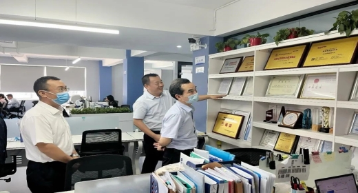 海南省国资委副主任王晓桥到智宇科技调研